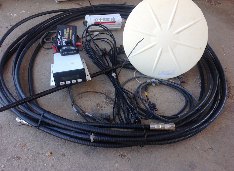 Trimble (case IH) Base station MS 750 NET 900 Machinery